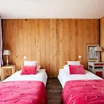 別荘 Les Trigones Du Causse -maison Atypique Avec Piscine Privee *