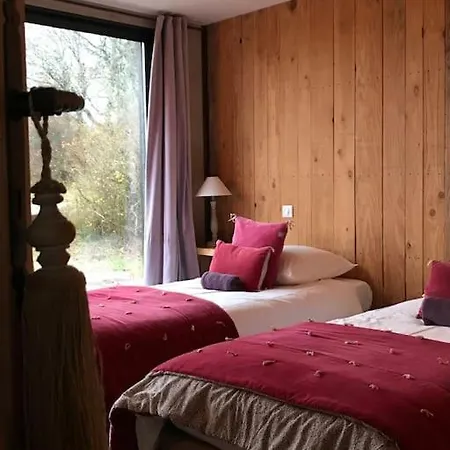 펜션 Les Trigones Du Causse -maison Atypique Avec Piscine Privee Saint-Martin-Labouval