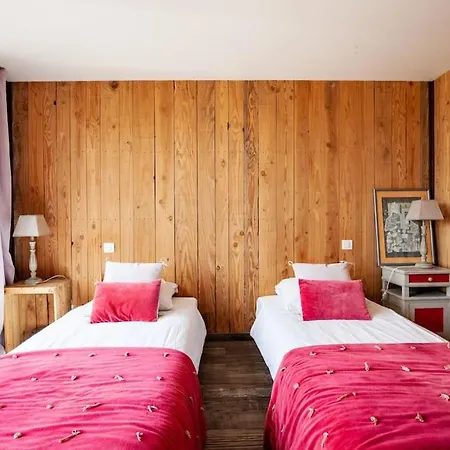 Holiday home Les Trigones Du Causse -maison Atypique Avec Piscine Privee *