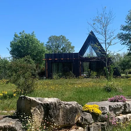 Les Trigones Du Causse -maison Atypique Avec Piscine Privee Feriehus *